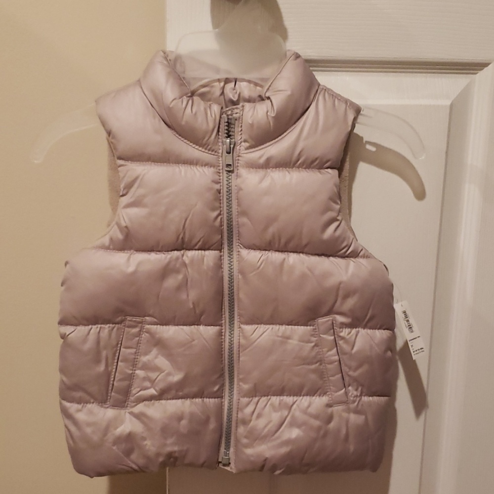 NWT 3T Old Navy Beige Puffer Vest